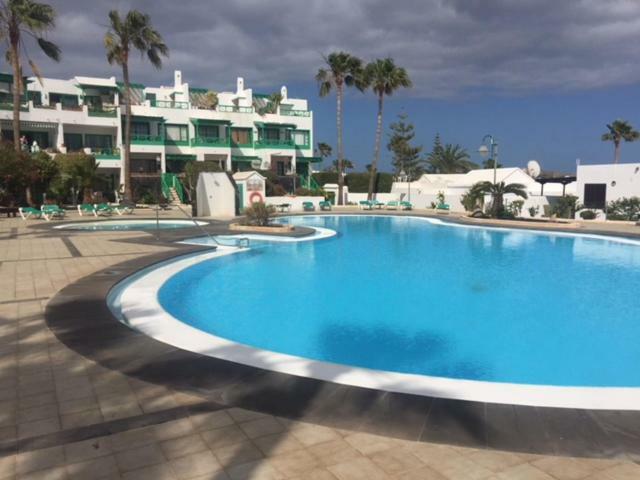 Reby Bastian Beach Costa Teguise Buitenkant foto