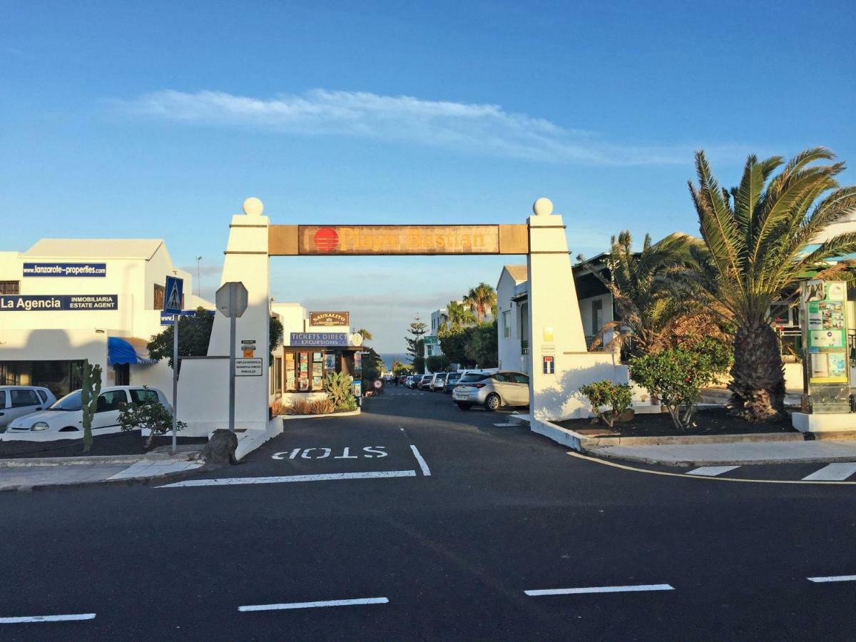 Reby Bastian Beach Costa Teguise Buitenkant foto